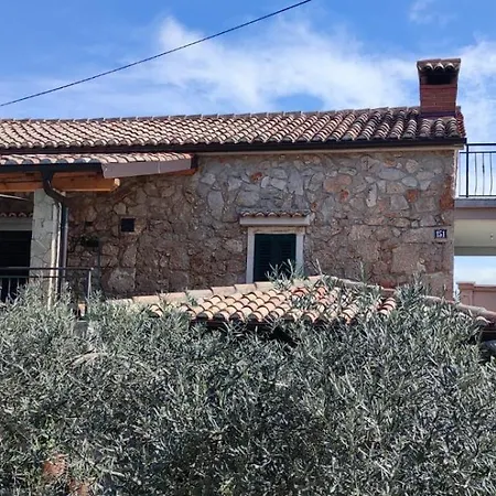 Appartement Mavri *